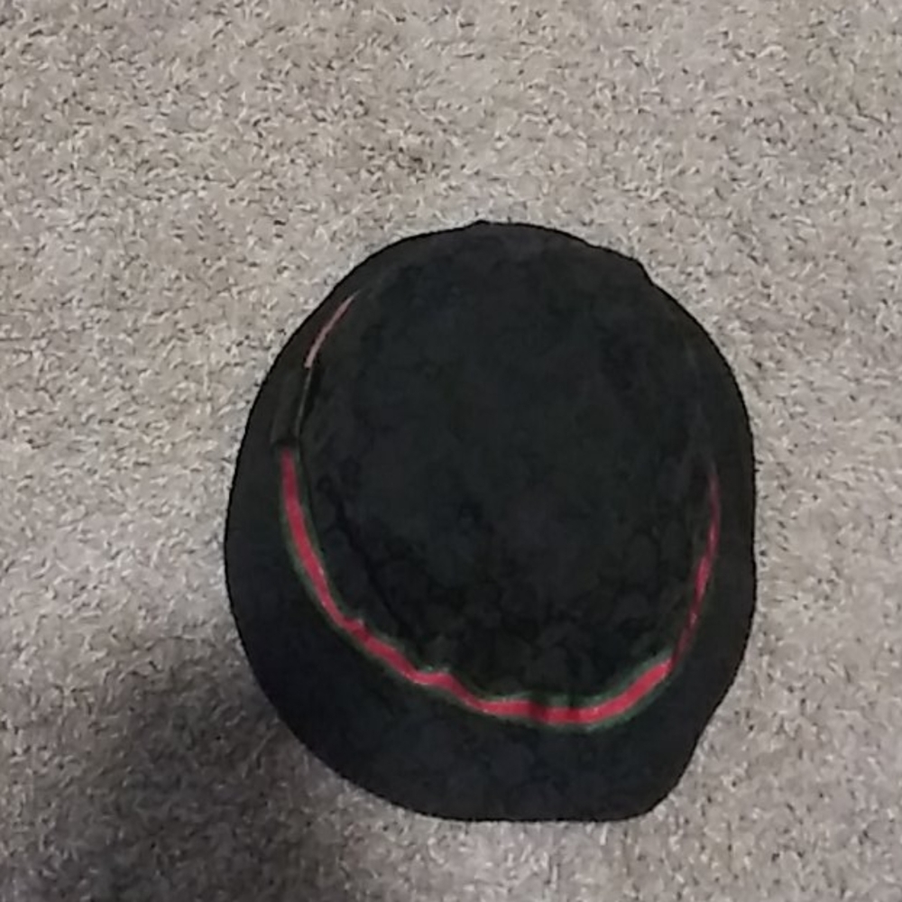 Gucci hats - Picture 2 of 4